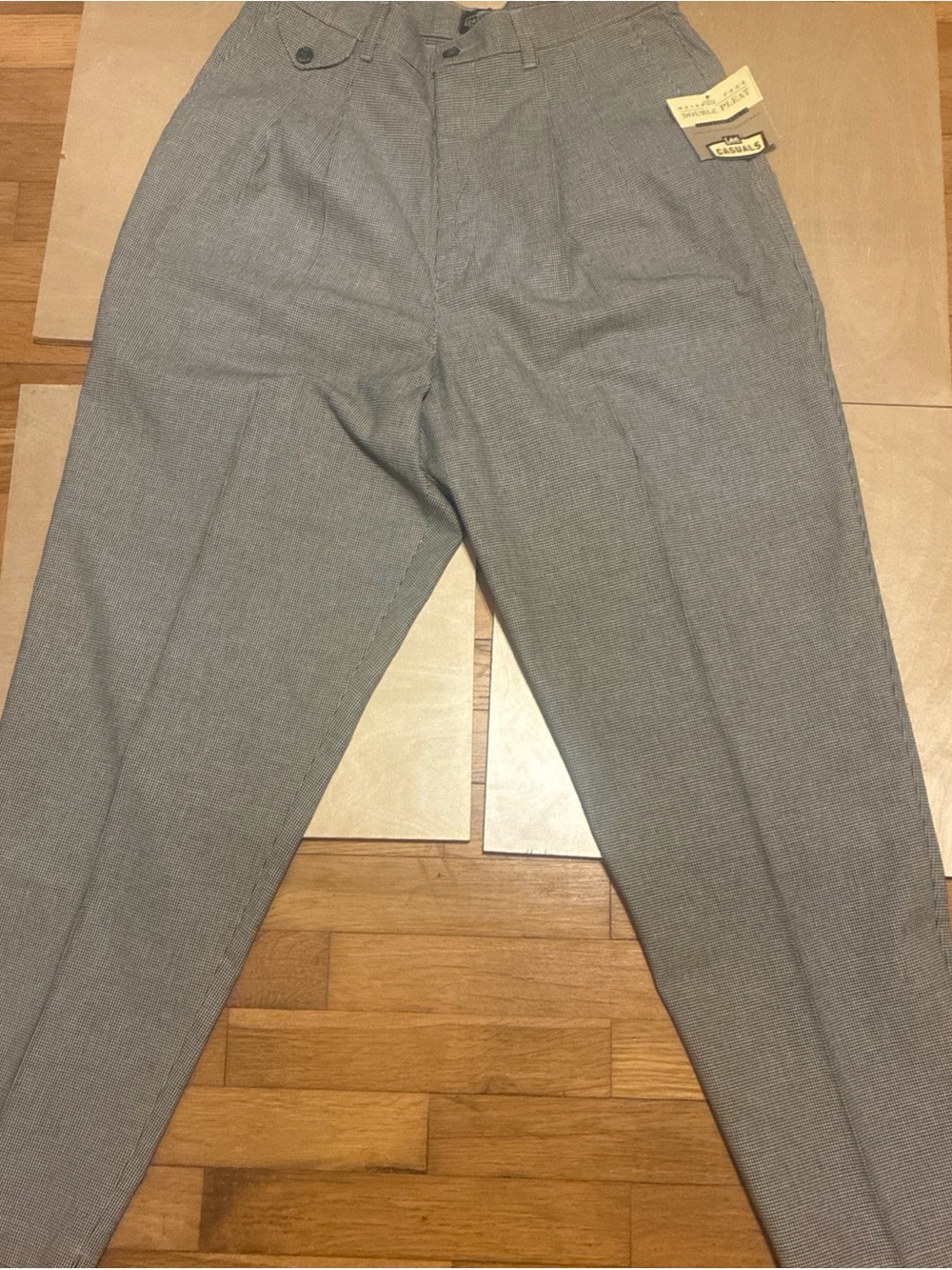 Houndstooth 16 Med Lee Women’s Gray pleated Dress Pants